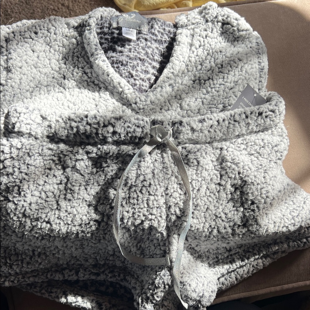 Cozy Gray Fleece short set